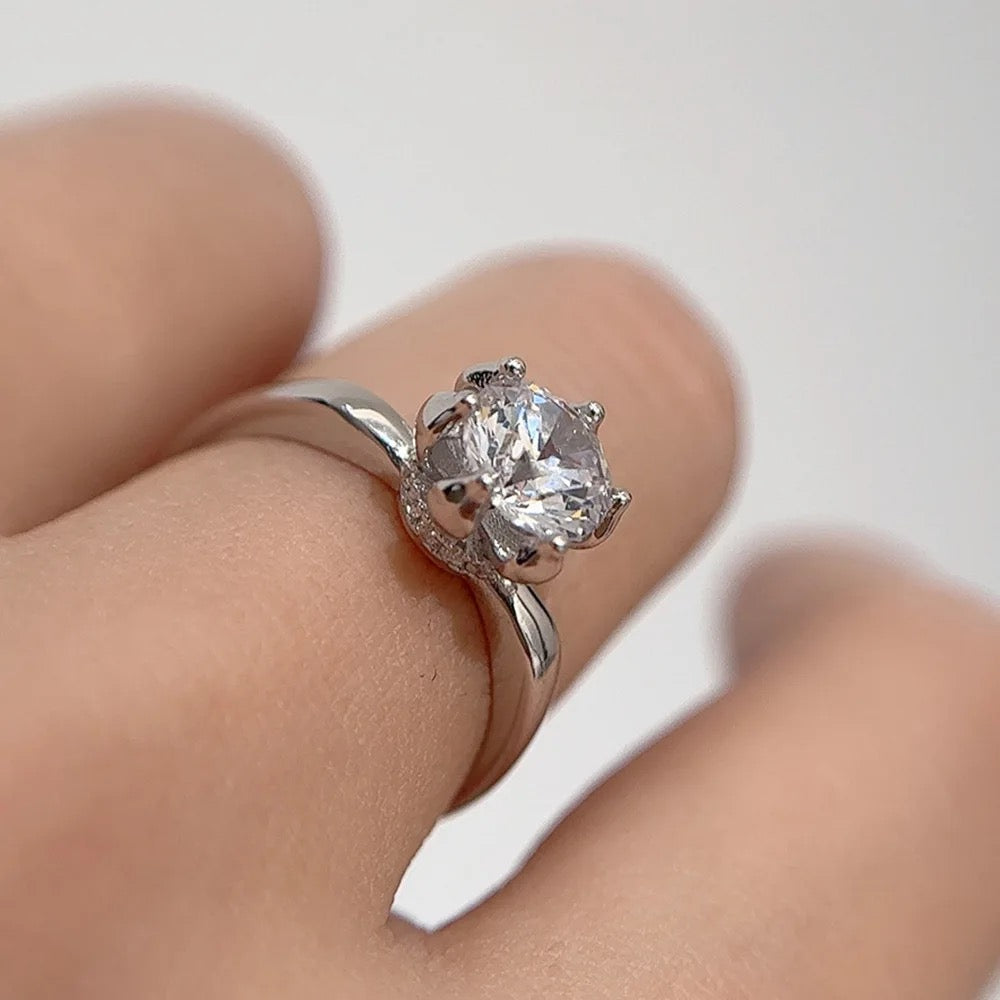 Solitaire Zircon Ring
