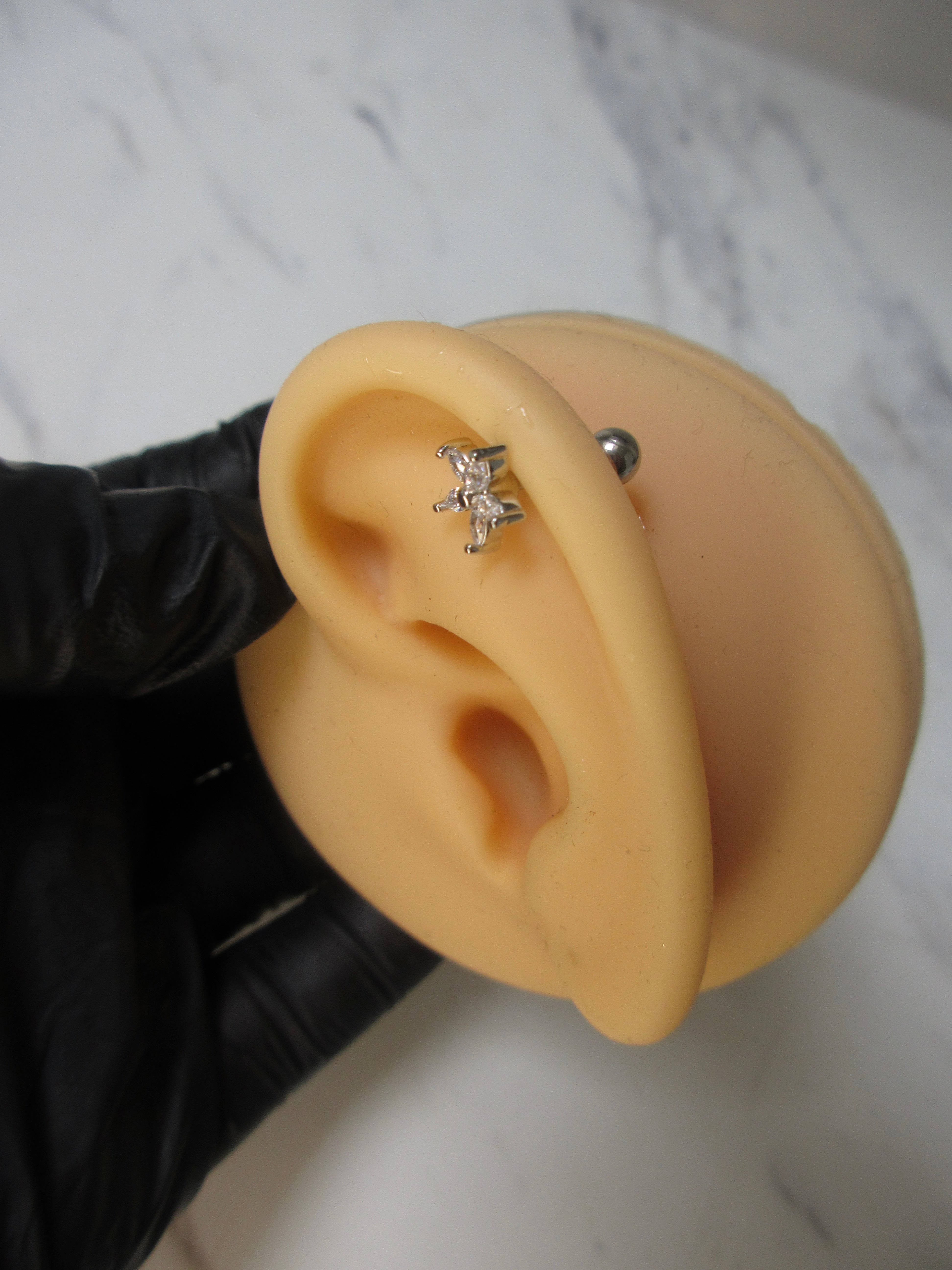 Diamond Flower Tragus