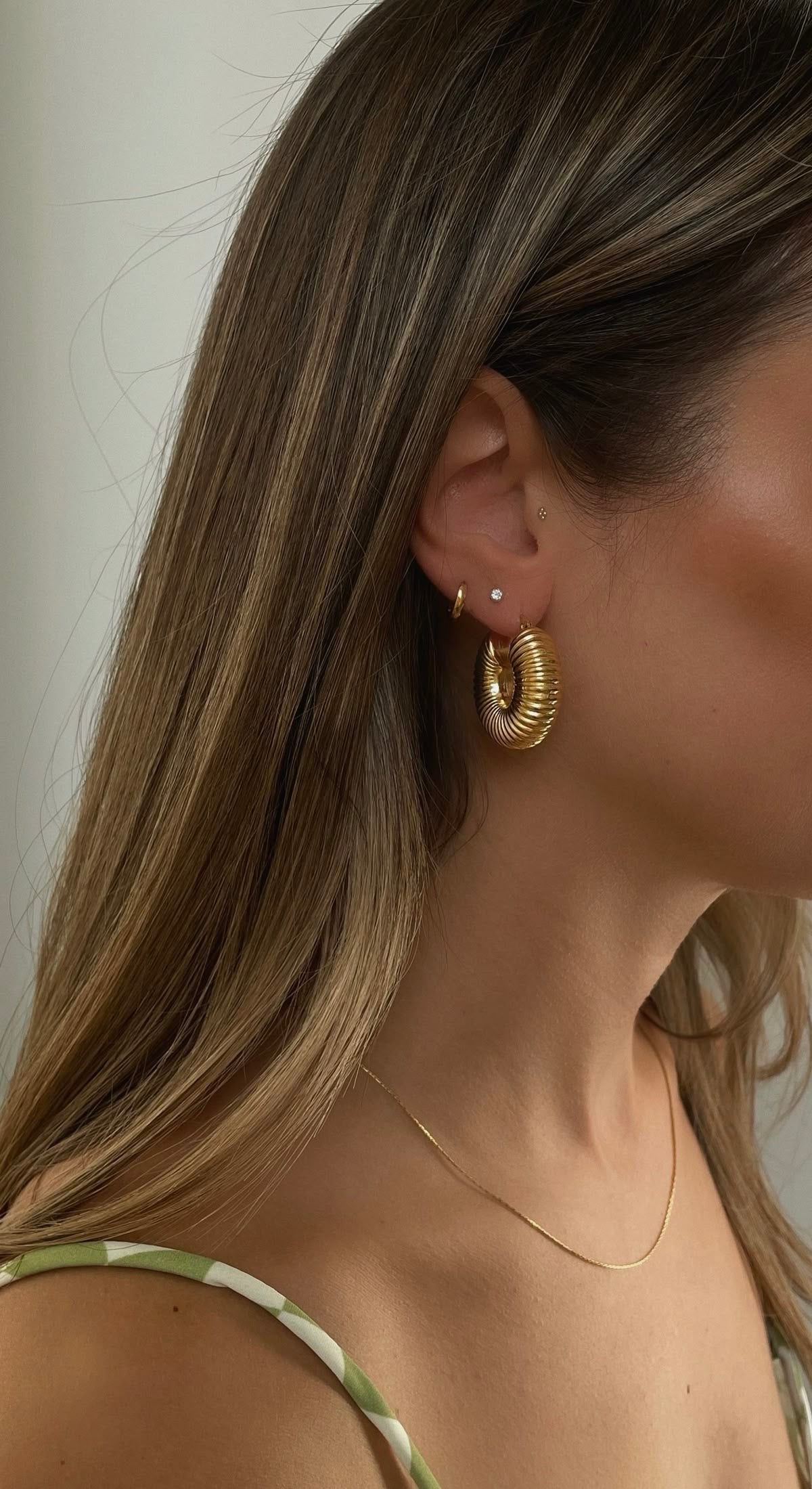 Ribbed Chunky Sliver Hoop Earrings